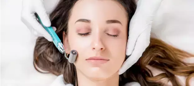 اضرار الديرما رولر للوجه